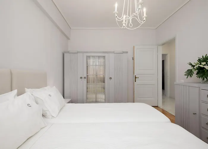 Апартаменты Etoile By Halu!, Chic In The Center *