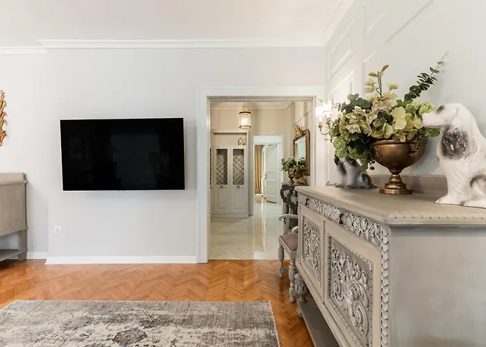 Etoile By Halu!, Chic In The Center Апартаменты